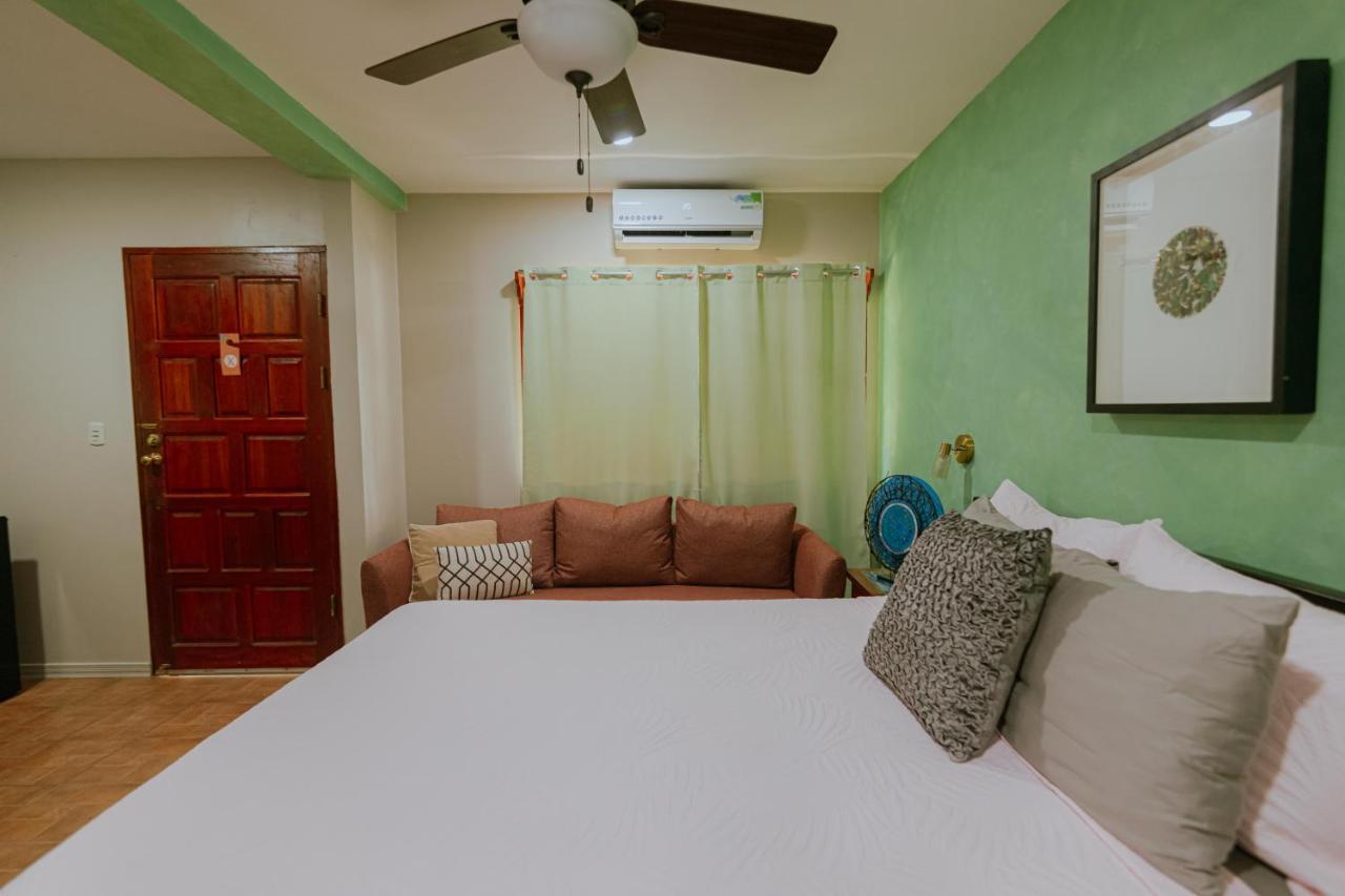 Oasis Diverse Adult Retreat Quepos Kültér fotó