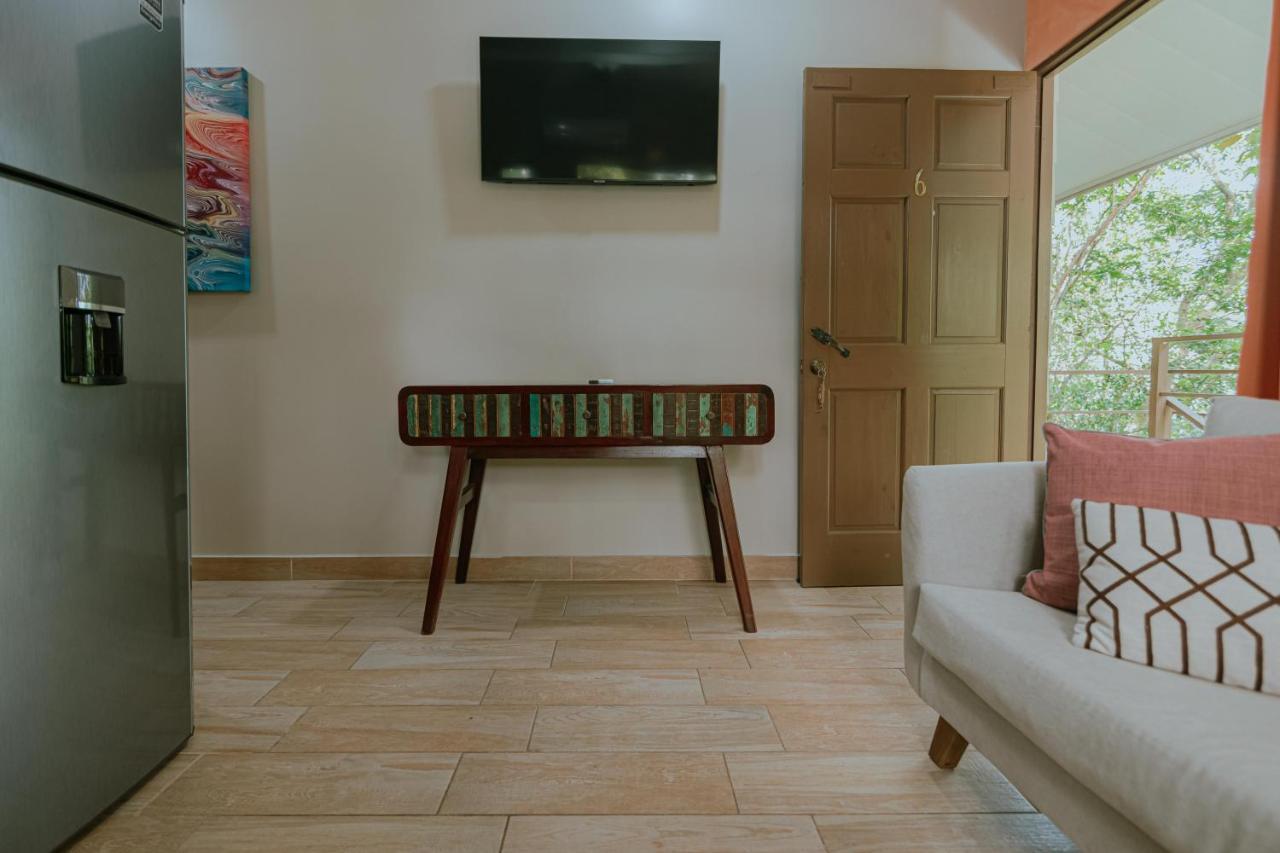 Oasis Diverse Adult Retreat Quepos Kültér fotó