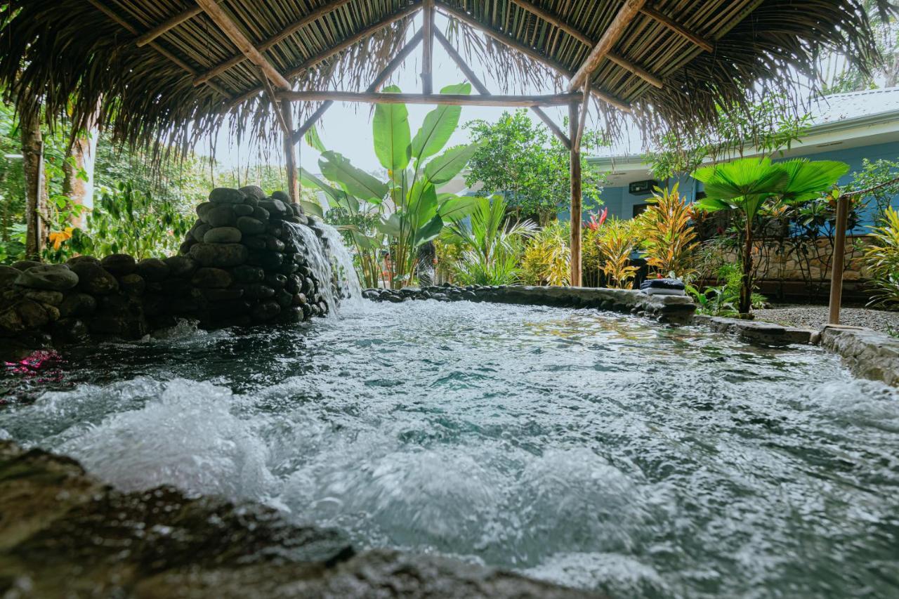 Oasis Diverse Adult Retreat Quepos Kültér fotó